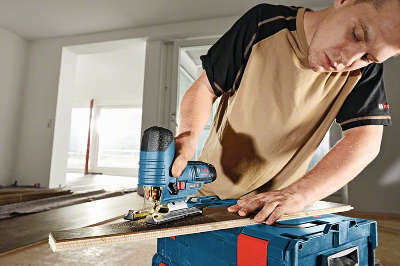 Bosch Professional Scie sauteuse sans fil GST12V-70 12V (sans batterie)