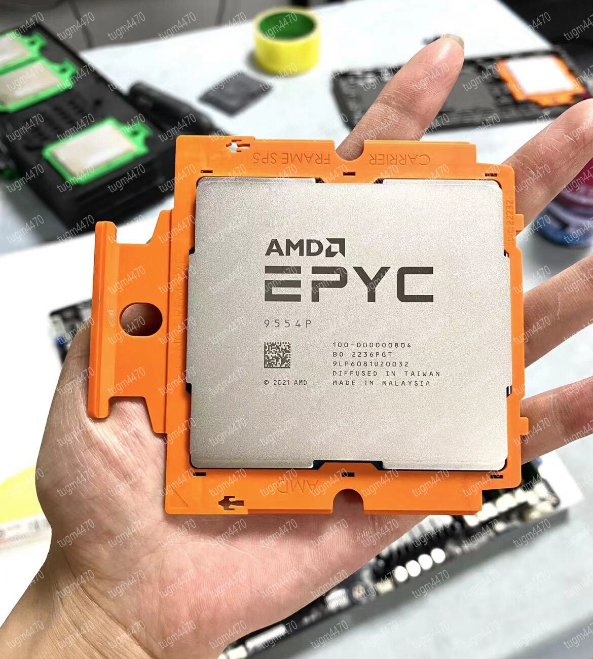 AMD EPYC 9554P