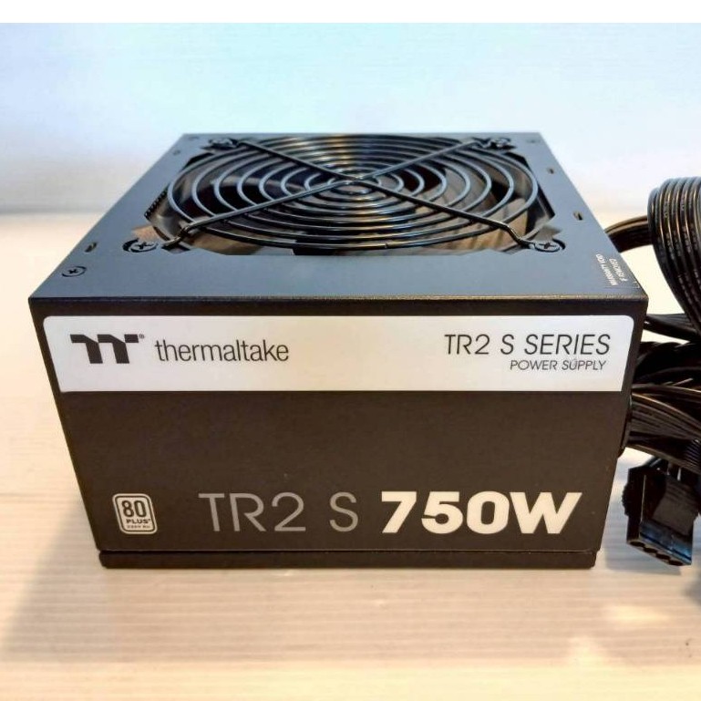 THERMALTAKE Netzteil TR2 S 750W ATX 80+ Black retail