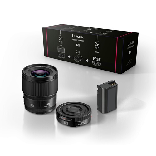 Panasonic Kit Accessoires Optique fixe grand angle 26mm S-R26E + Optique fixe Portrait 50m f1.8m S-S50ME + Batterie DMW-BLK22EB pour lumix S5 et S9
