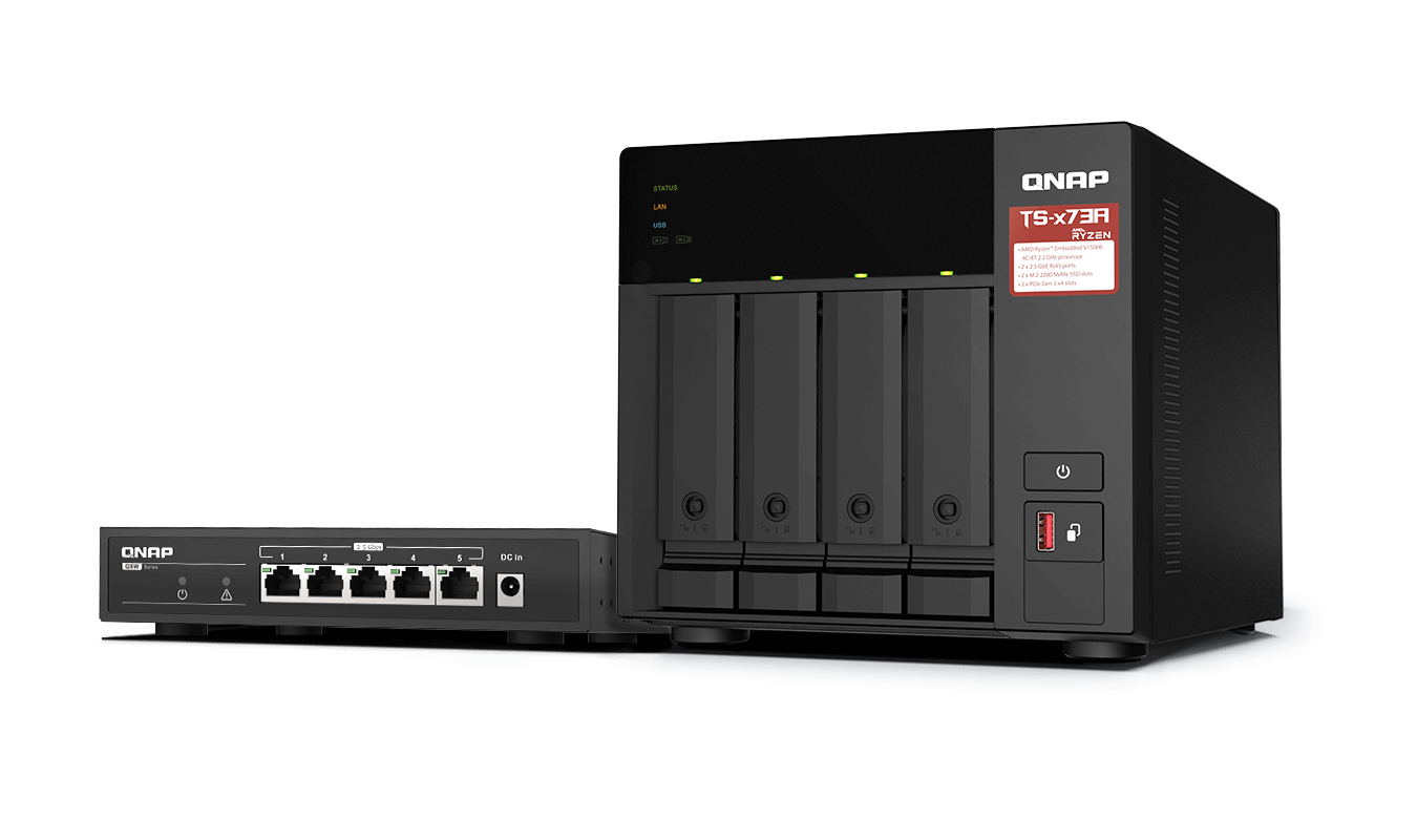 QNAP TS-473A-SW5T Serveur NAS 4 Baies + QSW-1105-5T