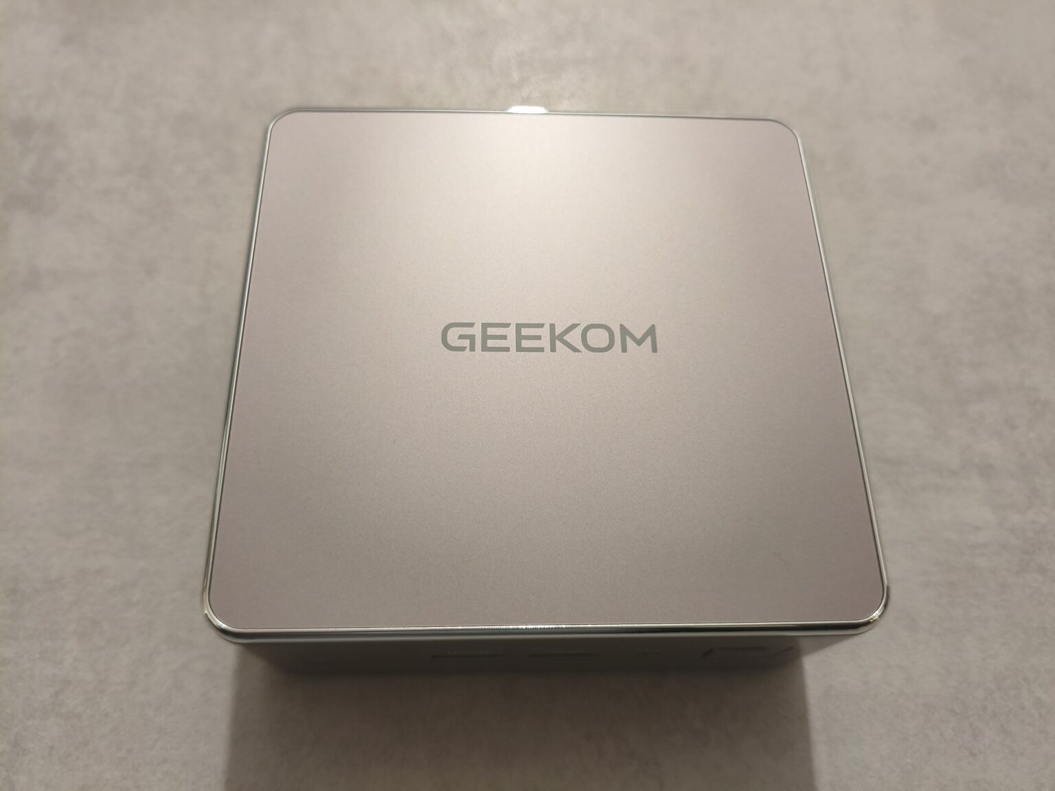Geekom A5 Champagne Edition (champagner