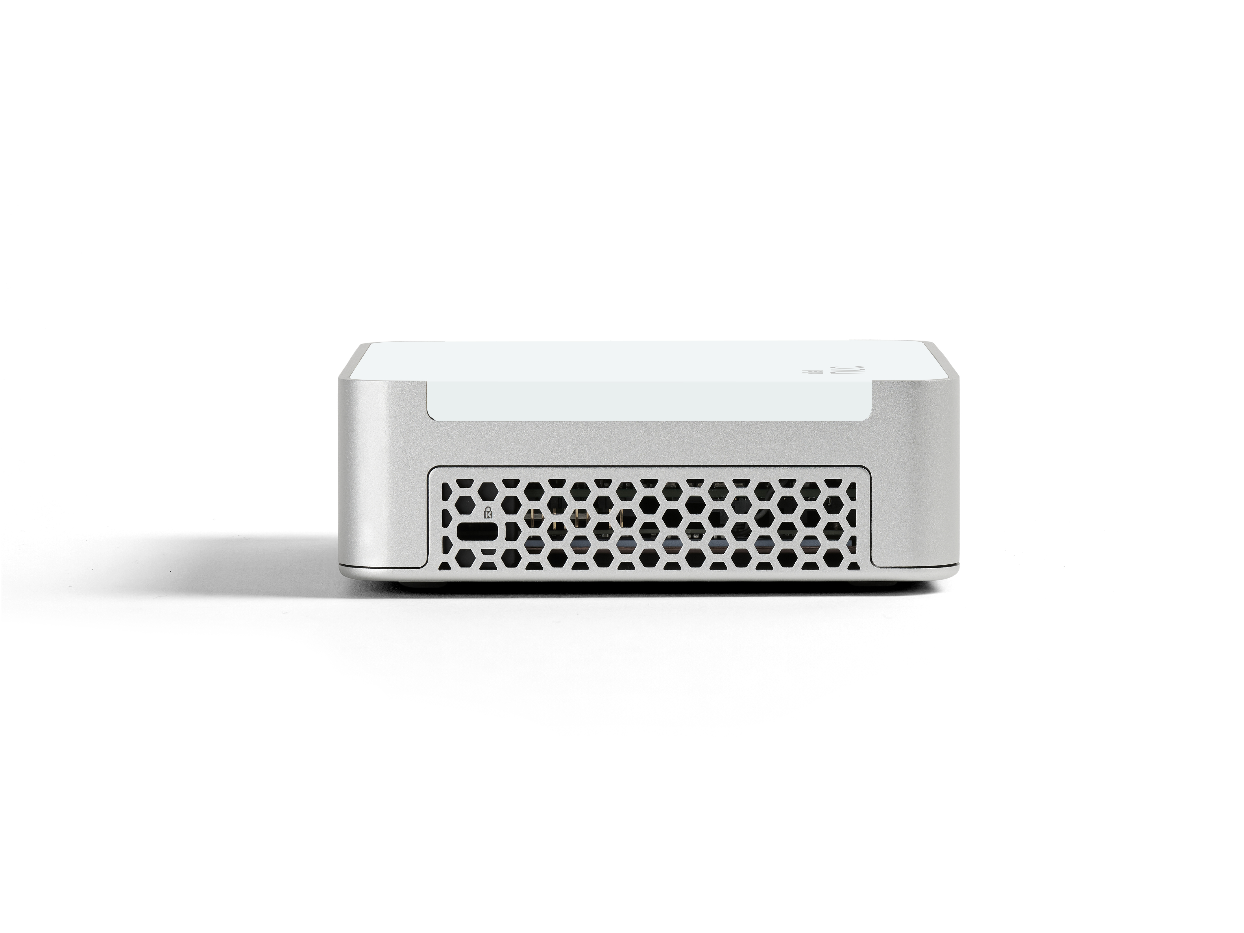 ASUS NUC13VYKi7 Intel Core i7-1360P 16Go DDR4 512Go SSD W11P EU Cord