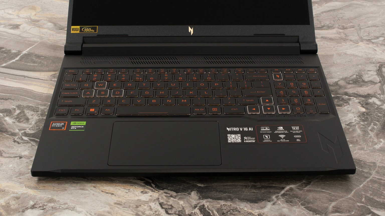 ACER PC Portable Gamer Nitro V 16 Ryzen 7 16 Go RAM 512 Go SSD 16 pouces