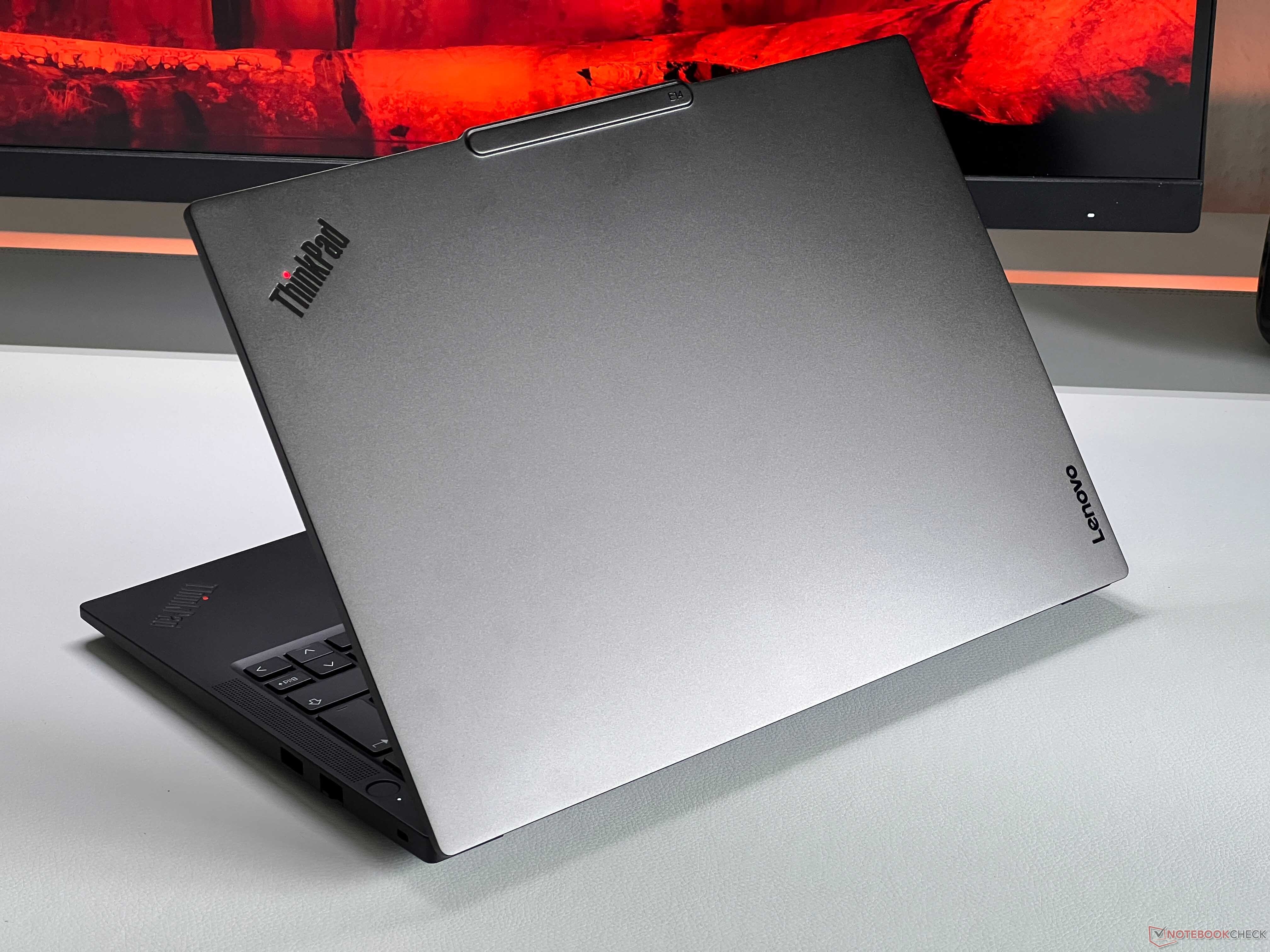 LENOVO Ordinateur Portable ThinkPad E14 14'' Ryzen 5 16 Go