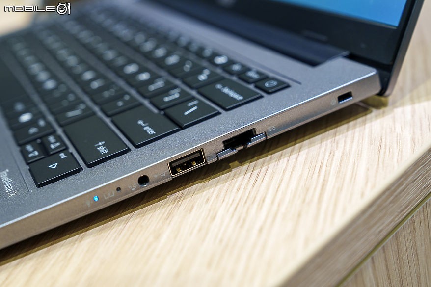 ACER TravelMate X4 14