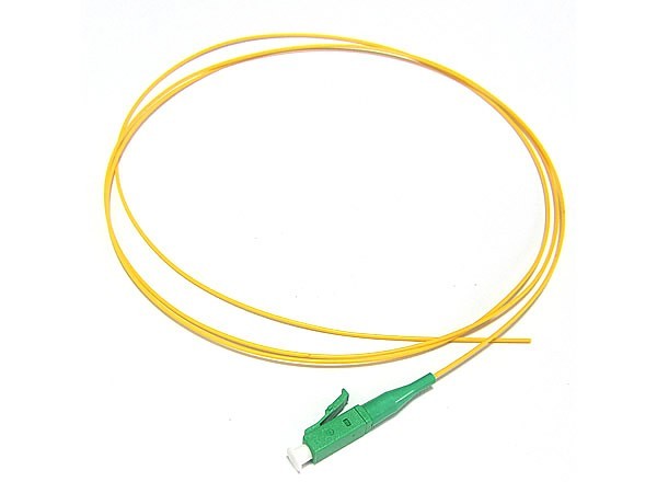 ekivalan Pigtail OS2 G652D LC-APC Low Loss 900µm jaune 2m