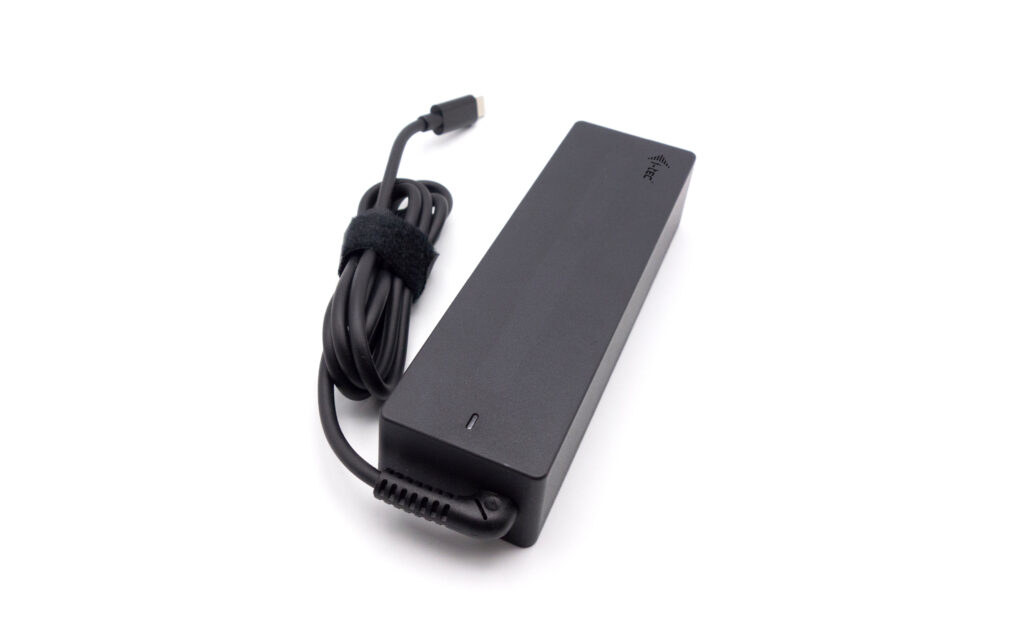 I-TEC Universal Charger USB-C PD 3.0 100W 1x USB-C port 100W Available voltages 5 V / 9 V / 12 V / 15 V / 20 V