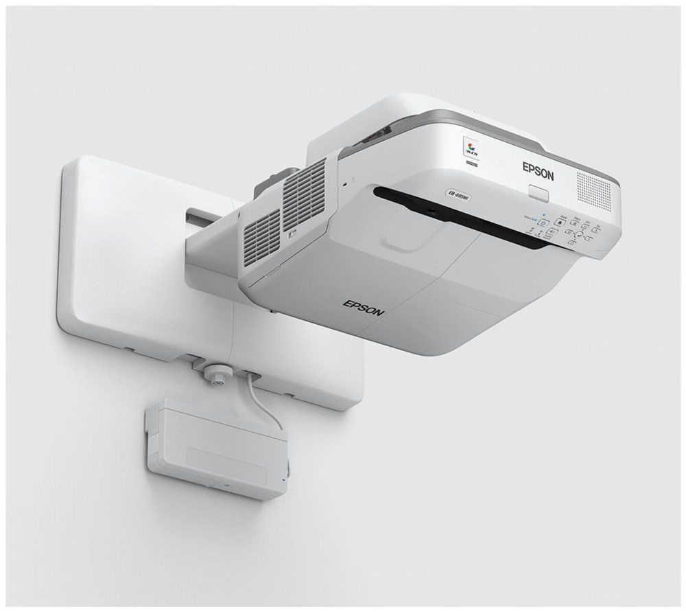 EPSON EB-695Wi