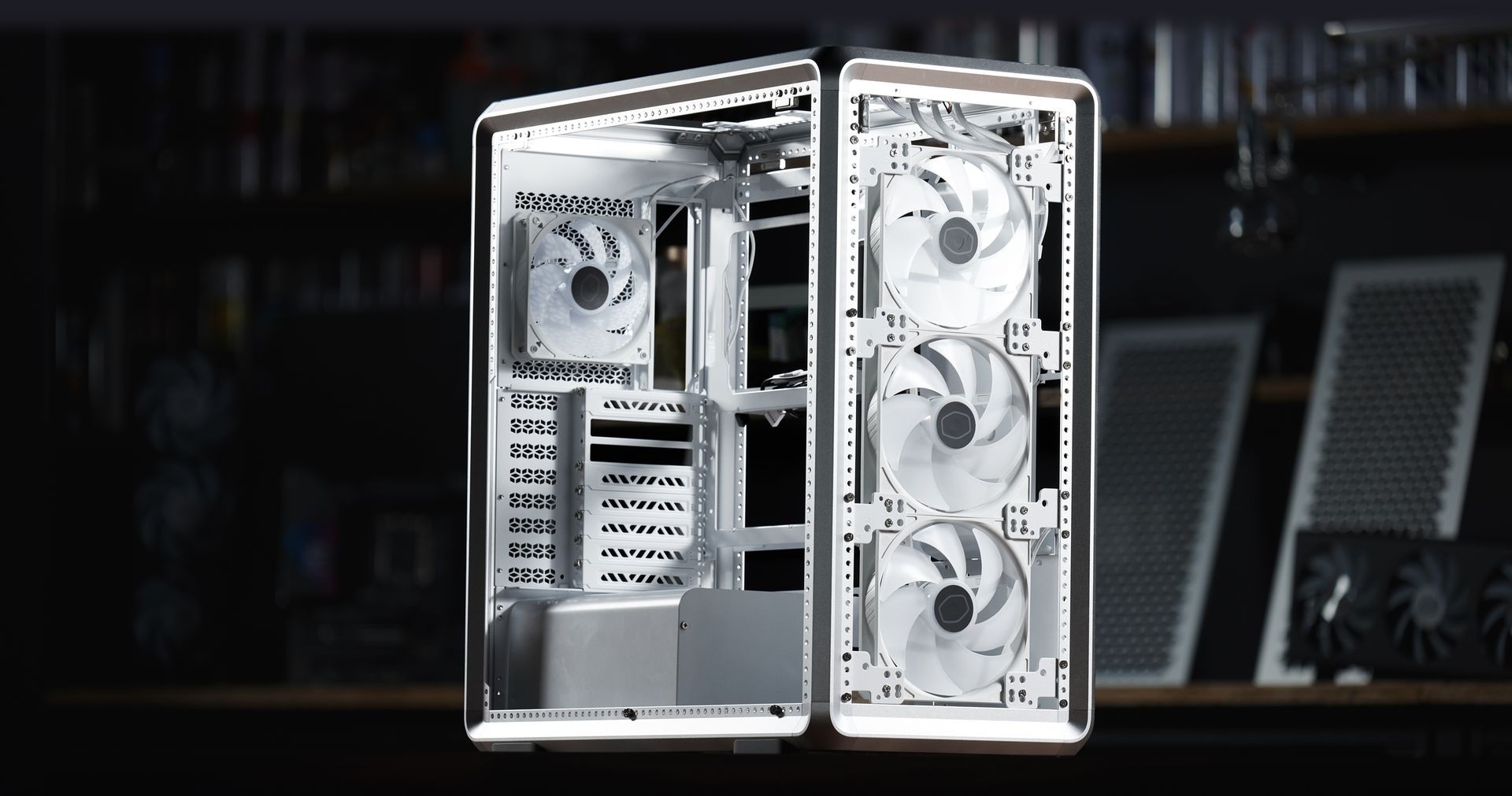 COOLER MASTER MasterFrame 600 Mesh Silver ARGB