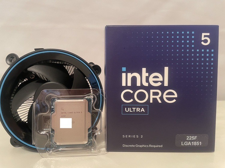 Microconcept PC INTEL Core Ultra 5 225 (3.3 GHz / 4.9 GHz)
